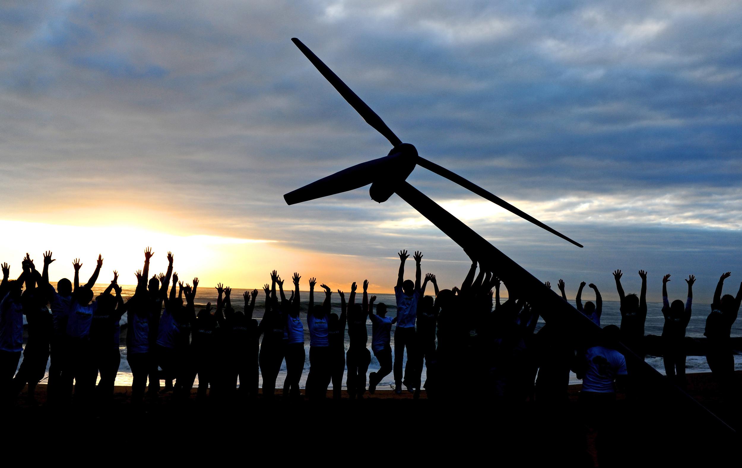 Nigel Farage’s referendum on net zero – Greenpeace reaction