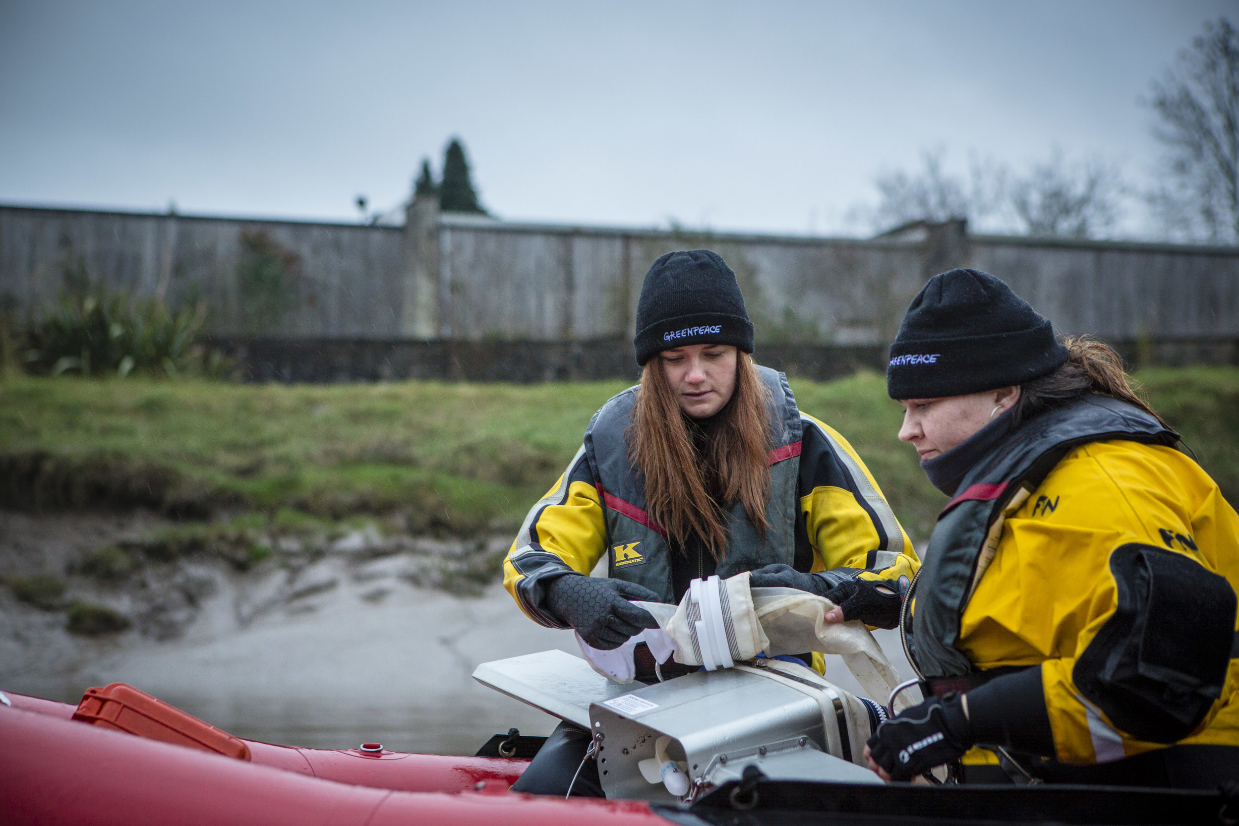 Bonnie Wright joins scientists and campaigners to launch river plastic investigation