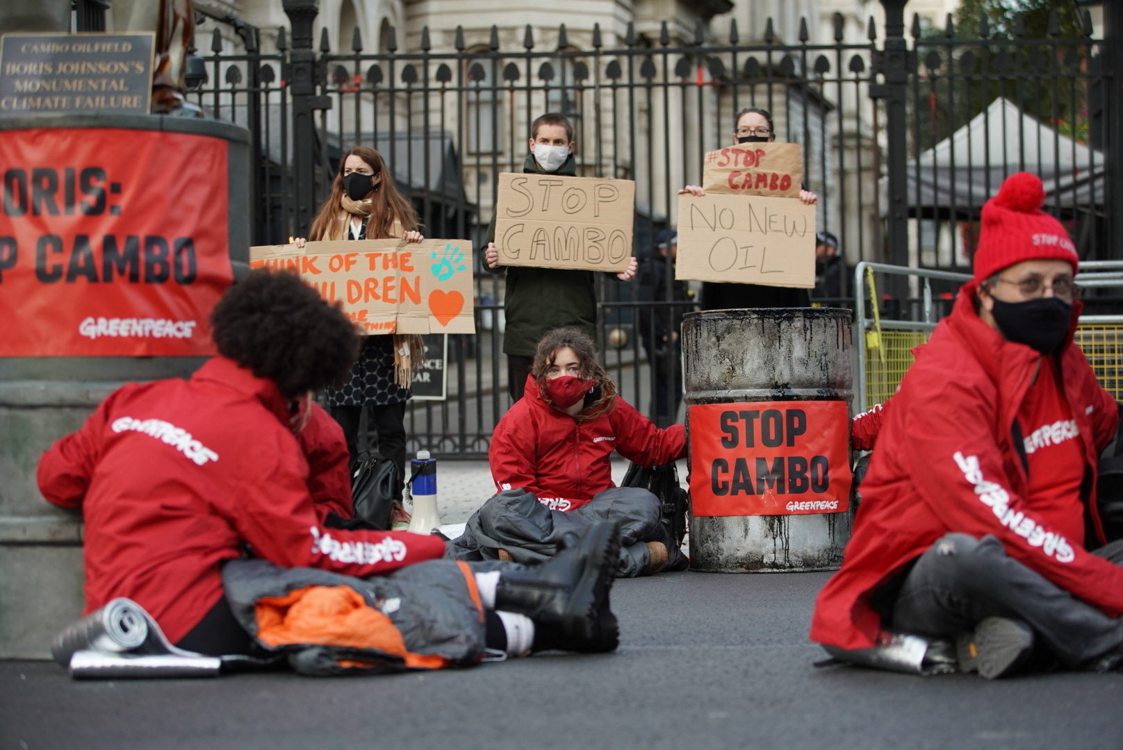 Breaking: Greenpeace blocks Downing Street over oil drilling