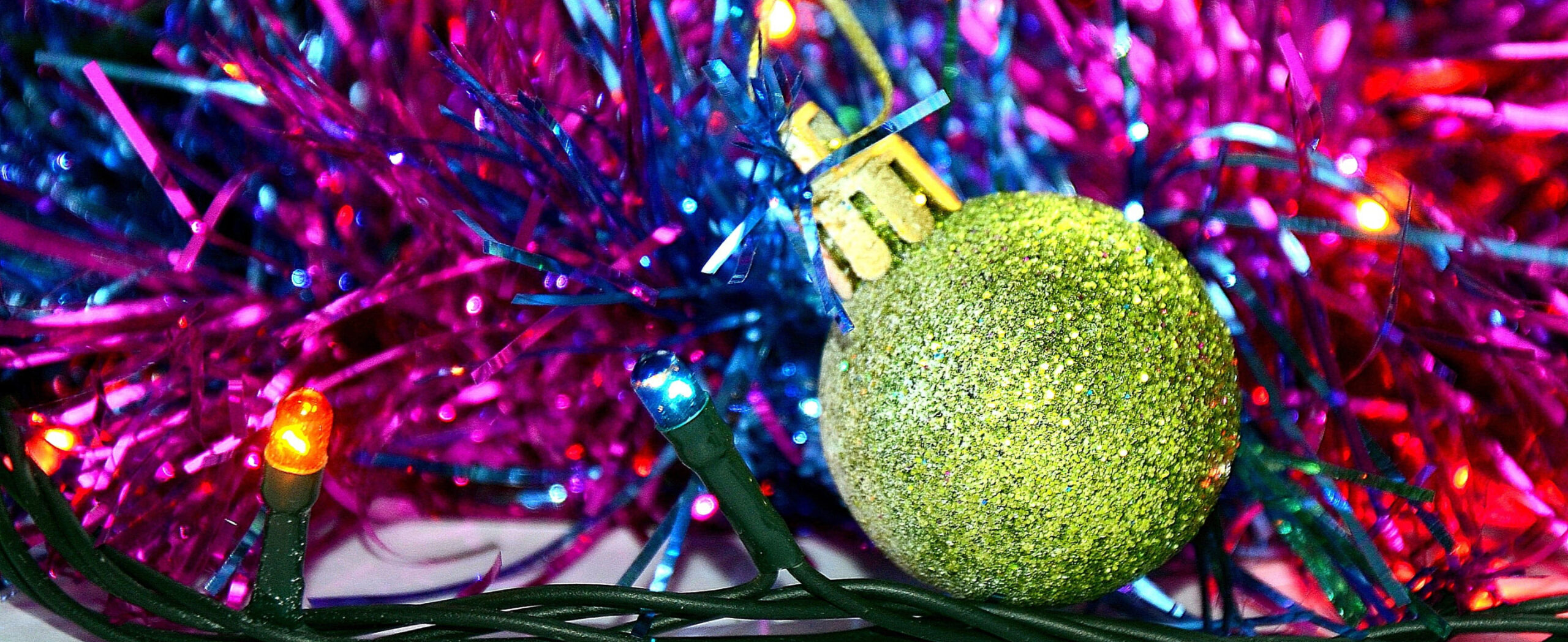 9 ways to reduce your plastic use at Christmas